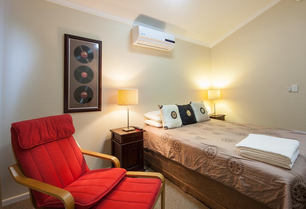 Dongara Tourist Park Hotell Port Denison Exteriör bild
