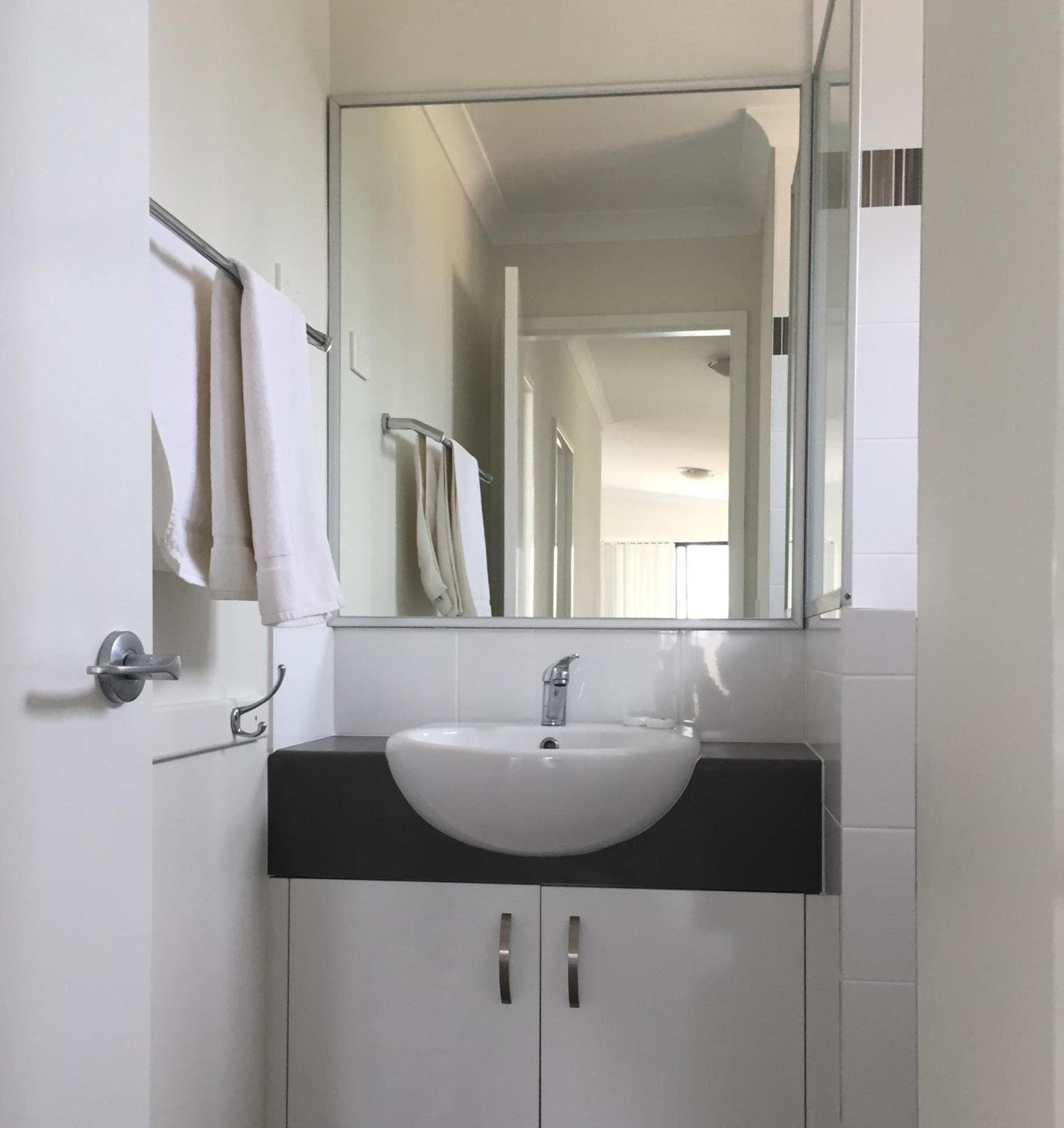 Dongara Tourist Park Hotell Port Denison Exteriör bild