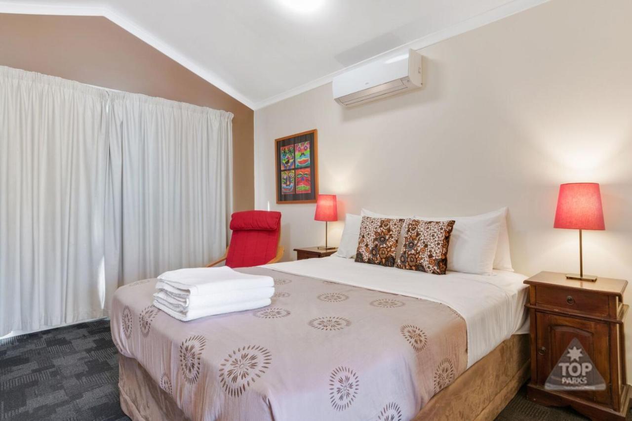 Dongara Tourist Park Hotell Port Denison Exteriör bild